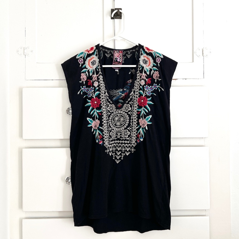Johnny Was Black Embroidered Floral Bird Tunic Top Medium 100% Cotton - Picture 3 of 8